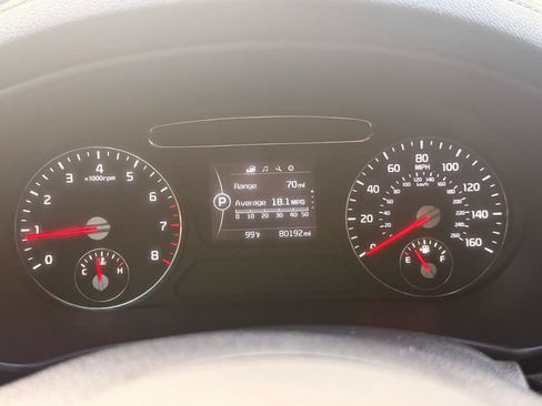 Used 2018 Kia Sorento FWD image 24