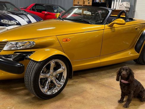 Used 2002 Chrysler Prowler RWD image 21