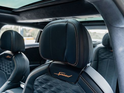 Certified 2025 Bentley Flying Spur Plug-In Hybrid AWD/4WD image 28