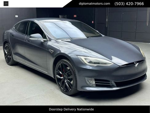Used 2016 Tesla Model S P100D image 9