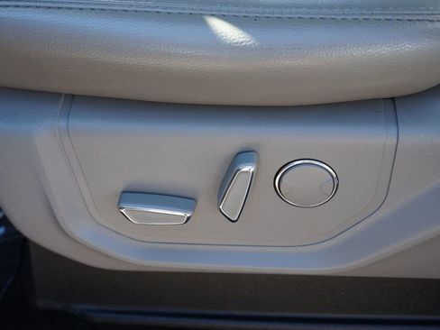 Used 2018 Ford F150 Lariat image 22