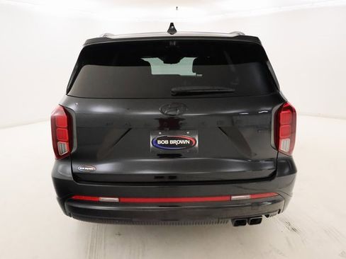 Used 2024 Hyundai Palisade Calligraphy image 4