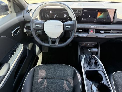 Certified 2025 Kia K4 GT-Line w/ GT-Line Sunroof Package FWD image 15