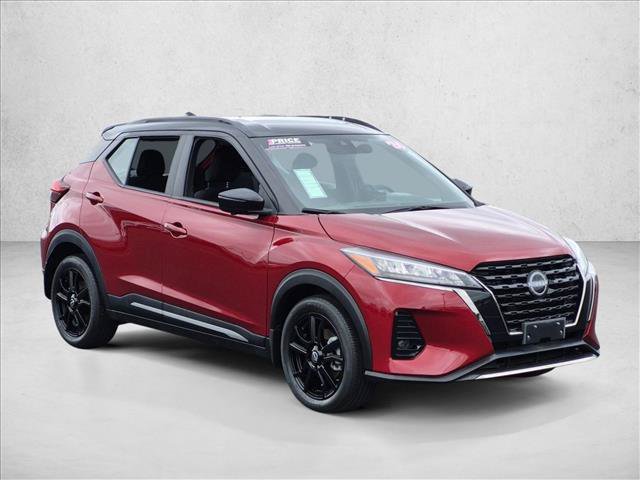 Used 2024 Nissan Kicks SR FWD image 3