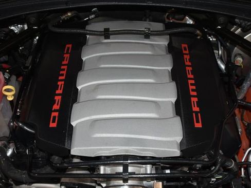 Used 2020 Chevrolet Camaro SS image 7