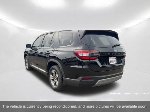 Used 2023 Honda Pilot EX-L image 8