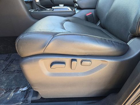 Used 2024 Nissan Armada SL image 24