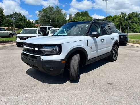 New 2026 Ford Bronco Sport Outer Banks w/ Outer Banks Tech Package+ AWD/4WD image 3
