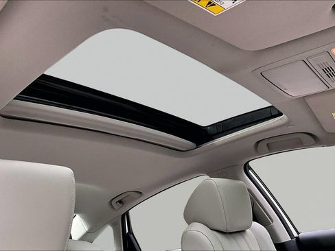 Used 2018 Honda Accord EX-L image 21