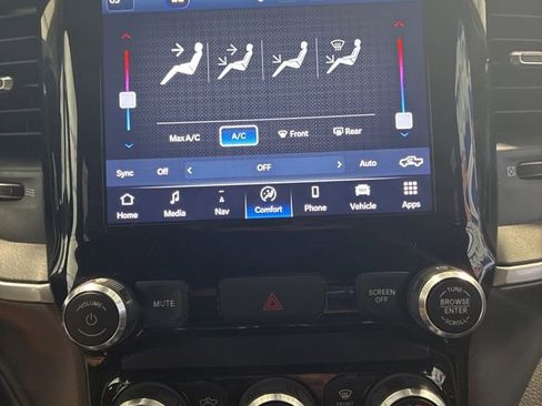 Used 2022 RAM 1500 Big Horn AWD/4WD image 29