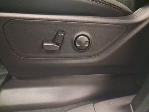 Used 2026 RAM 1500 Big Horn AWD/4WD image 11