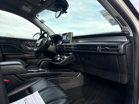 Certified 2022 Lincoln Corsair Standard w/ Equipment Group 101A image 31