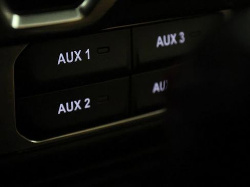 Used 2020 Jeep Gladiator Rubicon AWD/4WD image 28