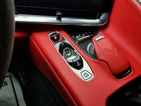 Used 2021 Chevrolet Corvette Stingray Premium Conv w/ Z51 Performance Package image 18