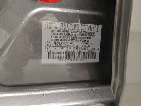Used 2017 Nissan Sentra SV FWD image 33