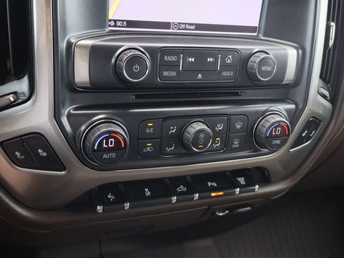 Used 2019 Chevrolet Silverado 2500 LTZ w/ Duramax Plus Package AWD/4WD image 18