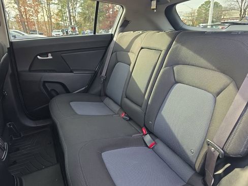 Used 2014 Kia Sportage LX image 15