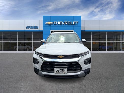 Certified 2023 Chevrolet TrailBlazer LT w/ Convenience Package AWD/4WD image 3