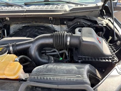 Used 2015 Ford F150 Lariat w/ Equipment Group 502A Luxury AWD/4WD image 23