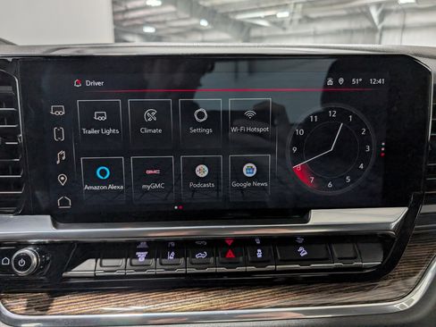 Used 2024 GMC Sierra 2500 SLE w/ SLE Convenience Package image 24