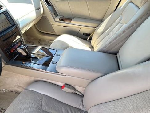 Used 2006 Cadillac XLR V RWD image 21