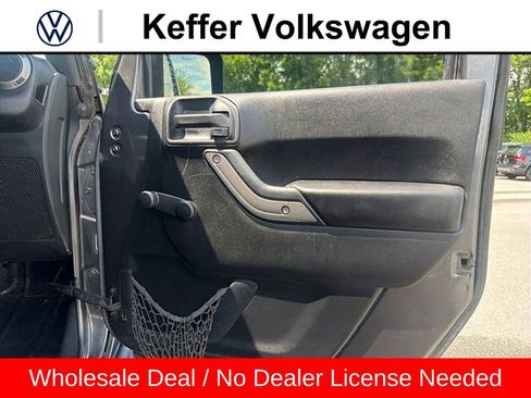 Used 2016 Jeep Wrangler Unlimited Sport AWD/4WD image 26