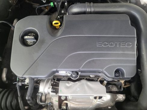 Used 2025 Chevrolet Malibu LT FWD image 30