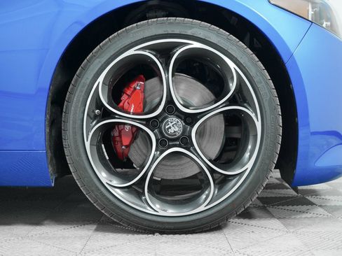 New 2025 Alfa Romeo Giulia RWD image 9