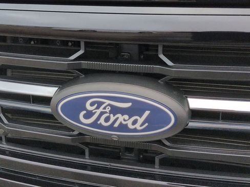 Used 2024 Ford F150 XLT AWD/4WD image 11