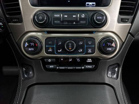 Used 2020 GMC Yukon XL Denali w/ Open Road Package image 23