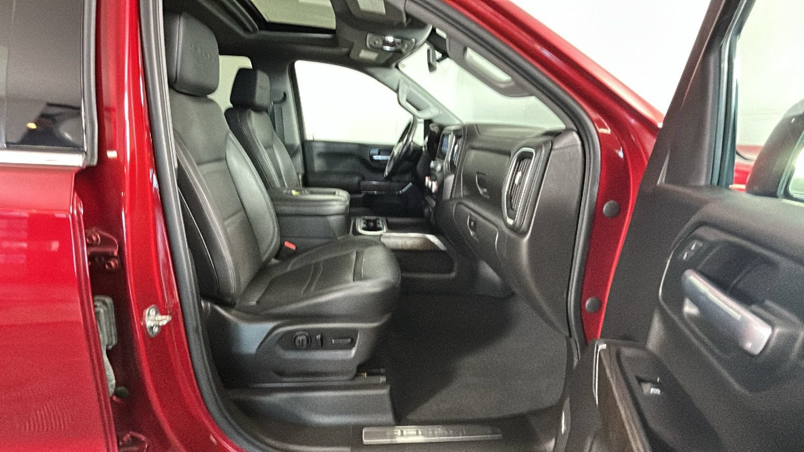 Used 2021 GMC Sierra 1500 Denali AWD/4WD image 35