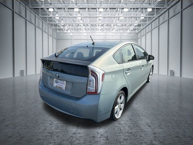 Used 2014 Toyota Prius Five FWD image 5