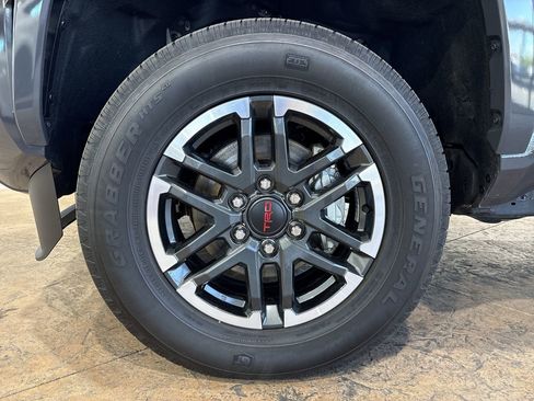Certified 2025 Toyota Tacoma TRD Sport AWD/4WD image 10