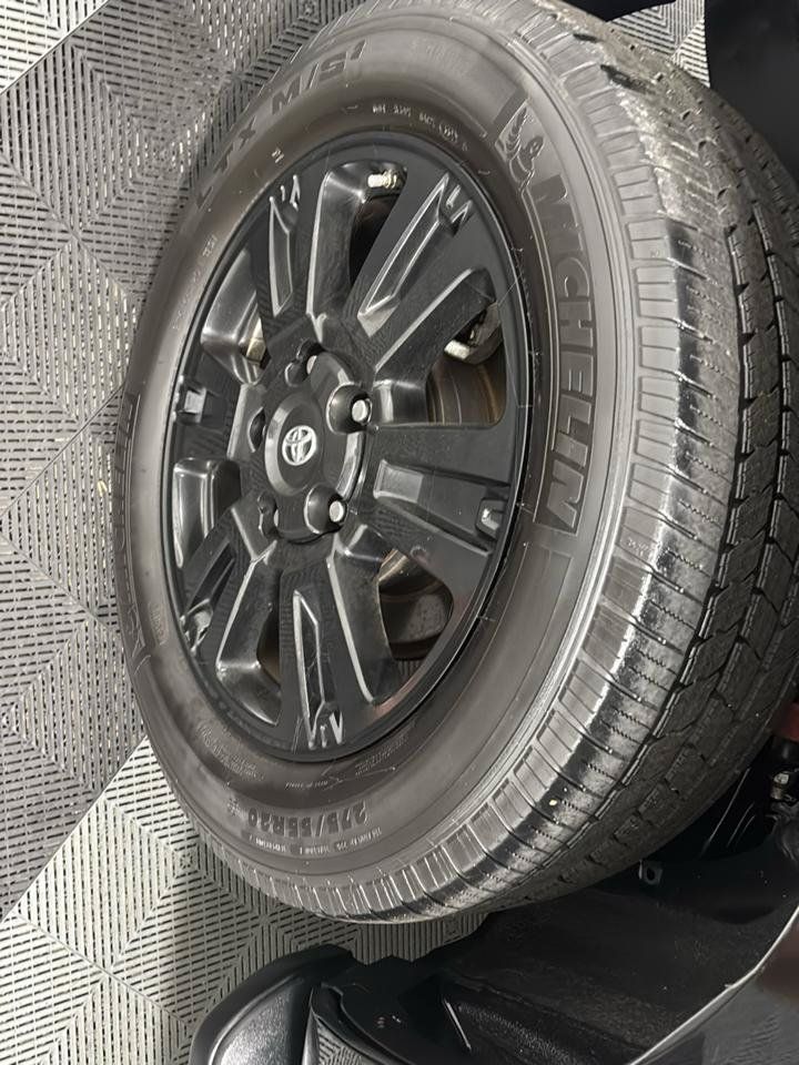 Used 2019 Toyota Sequoia TRD Sport w/ TRD Sport Premium Package AWD/4WD image 34