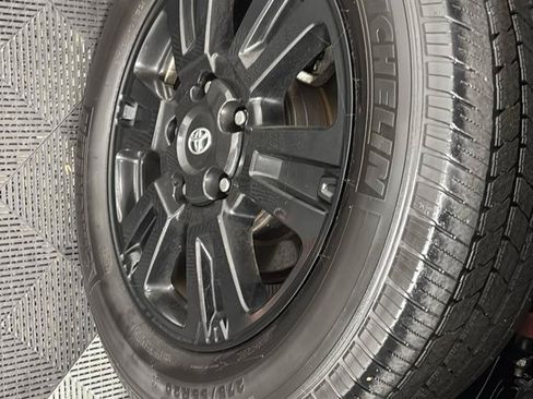 Used 2019 Toyota Sequoia TRD Sport w/ TRD Sport Premium Package AWD/4WD image 34