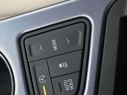 Used 2025 Cadillac CT4 Premium Luxury image 15