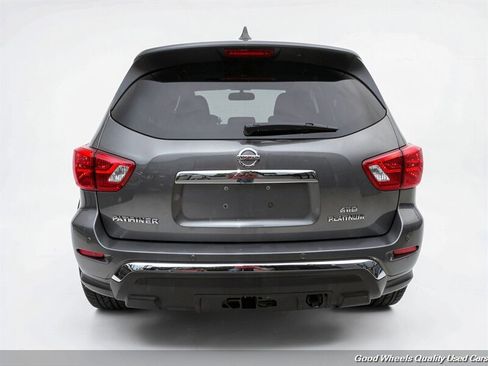 Used 2019 Nissan Pathfinder Platinum AWD/4WD image 6