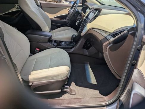 Used 2017 Hyundai Santa Fe Sport FWD image 26