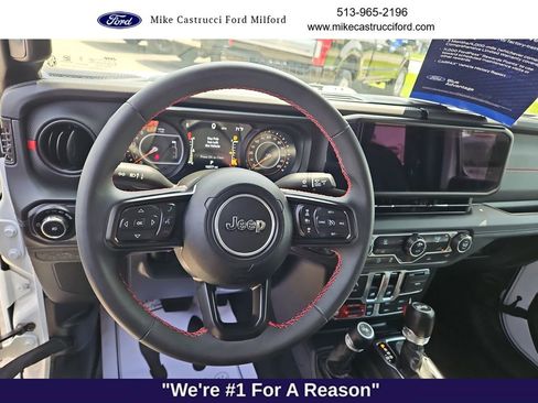 Used 2024 Jeep Wrangler Rubicon AWD/4WD image 11