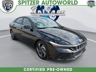 Used 2025 Hyundai Elantra Limited