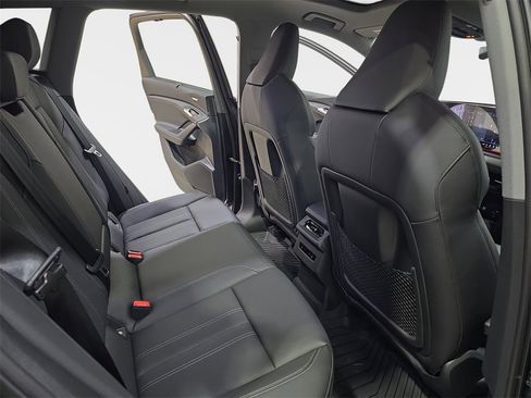 New 2025 Audi Q6 e-tron Premium Plus image 11