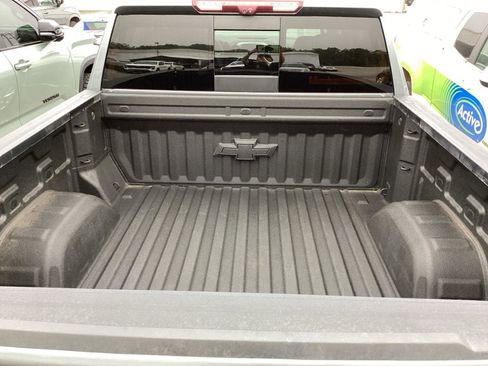 Used 2021 Chevrolet Silverado 1500 LTZ w/ LTZ Premium Package AWD/4WD image 4