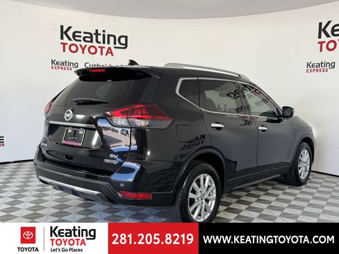Used 2020 Nissan Rogue SV FWD image 5