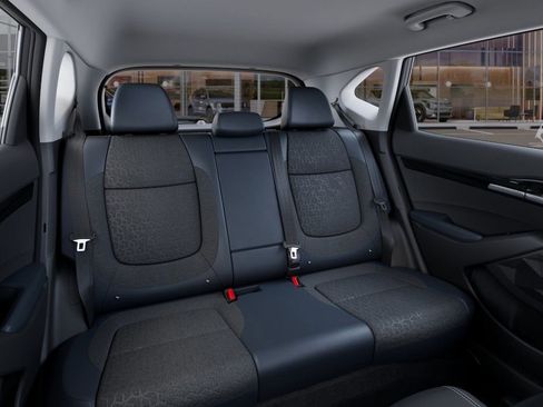 New 2025 Kia Seltos S AWD/4WD image 16
