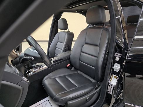 Used 2014 Mercedes-Benz C 250 Sedan w/ Multimedia Package image 16