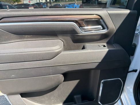 Used 2025 Chevrolet Silverado 2500 LT w/ Convenience Package AWD/4WD image 11
