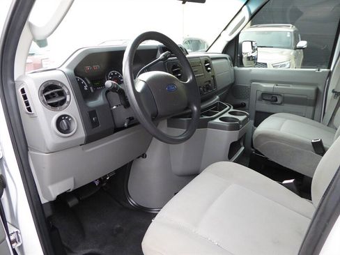 Used 2013 Ford E-350 and Econoline 350 XL image 15