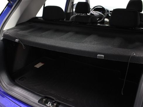 Used 2024 Hyundai Venue SEL FWD image 10
