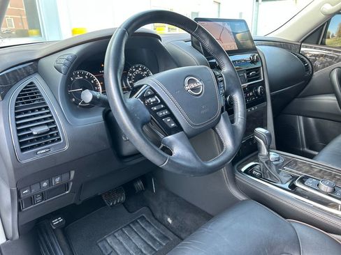Used 2024 Nissan Armada Platinum w/ Captain's Chairs Package image 11