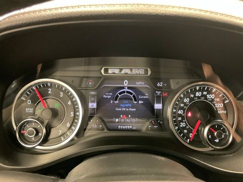 Used 2020 RAM 1500 Laramie AWD/4WD image 2